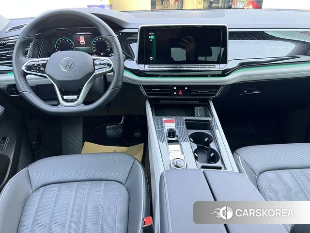 Volkswagen Tourang 2022 Черный из Китая, фото 2