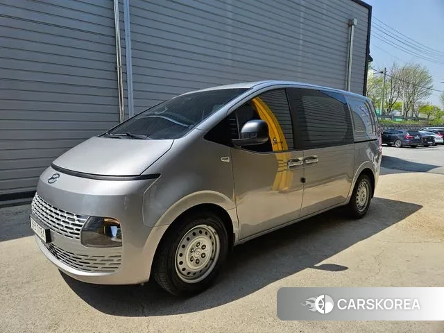 Hyundai Staria 2021 Серебряный из Кореи, фото 6