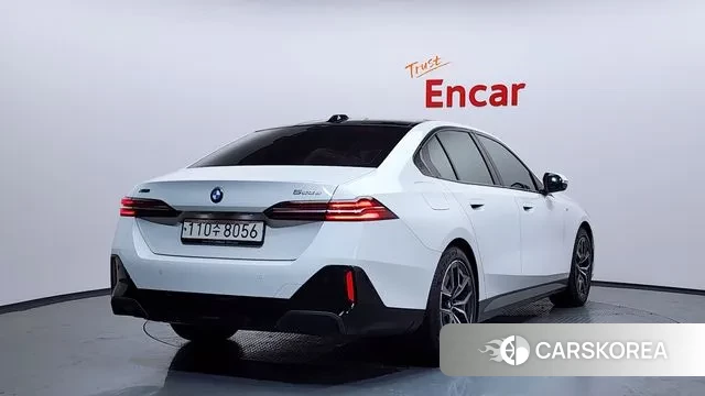 BMW 5 Series (G60) id 3462069 из Кореи 12