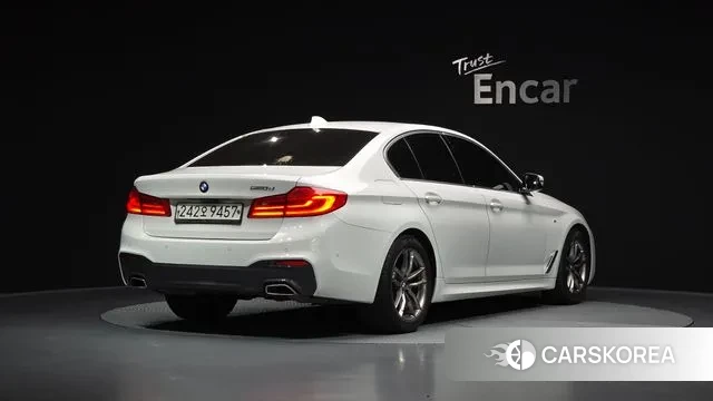 BMW 5 Series (G30) id 3344778 из Кореи 12