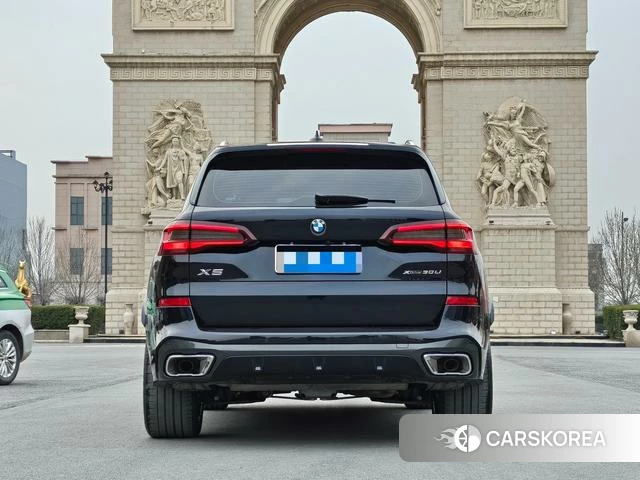 BMW X5 id 3876138 из Китая 10