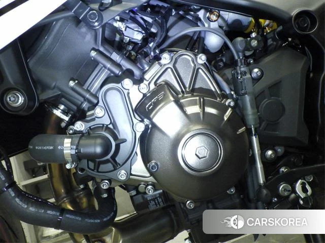 Engine photo