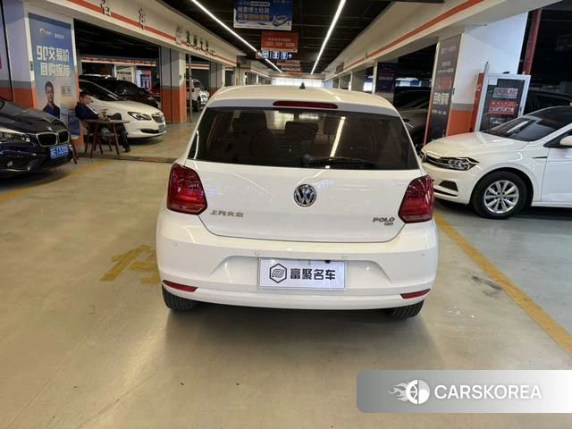 Volkswagen Polo 2018 Белый из Китая, фото 2