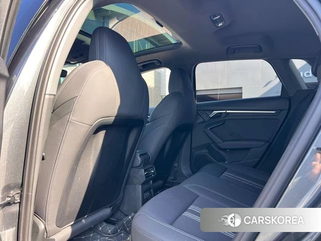 Audi A3 2024 Темно-серый из Китая, фото 3