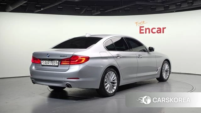 BMW 5 Series (G30) id 4425026 из Кореи 12
