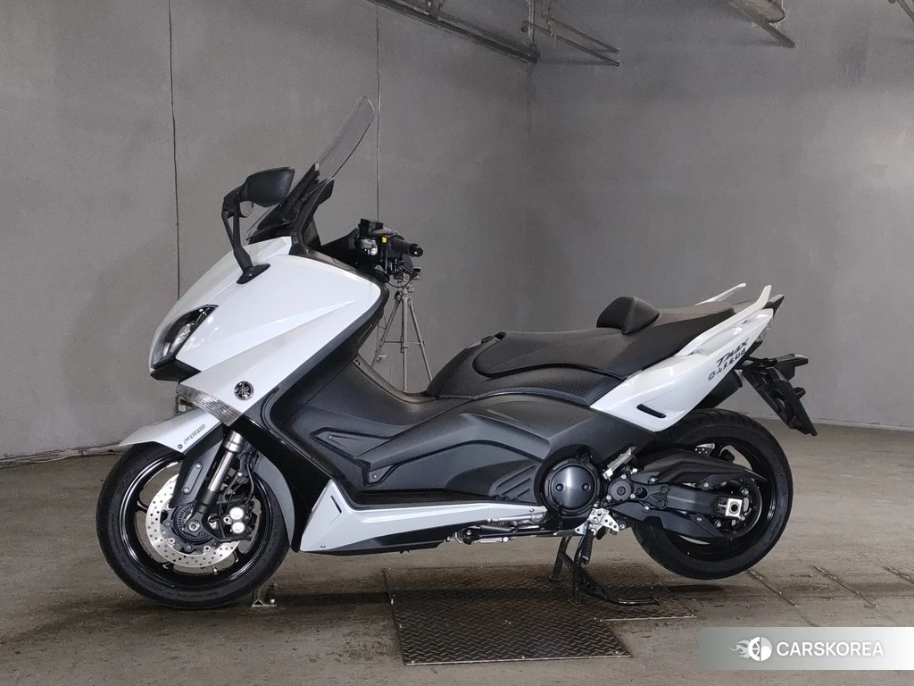 Проданный Yamaha T-MAX 530 2017 из Японии, фото 2