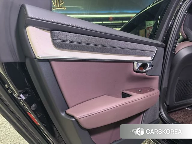 Volvo S90 id 4198995 из Китая 8