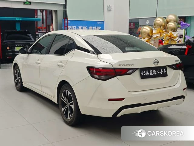 Nissan Xuan Yi 2023 Белый из Китая, фото 3