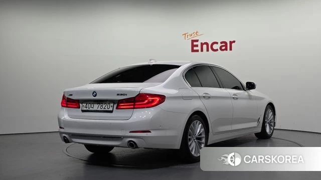 BMW 5 Series (G30) id 4304804 из Кореи 12