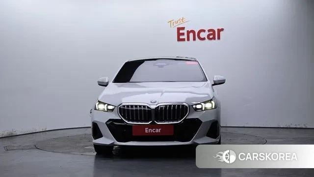 BMW 5 Series (G60) id 3644367 из Кореи 12