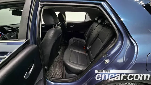 Kia Stonic id 2762961 из Кореи 12