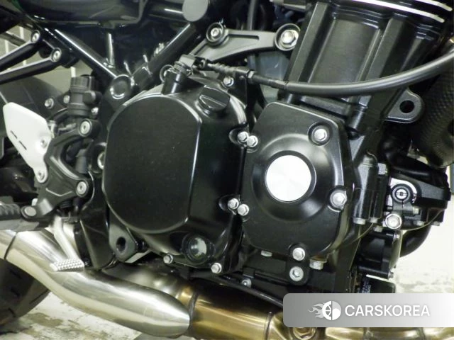 Engine photo