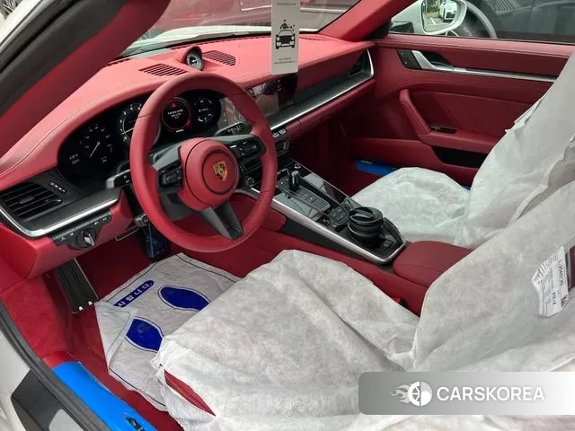 Porsche 911(992) 2024 Серебристо-серый из Кореи, фото 2