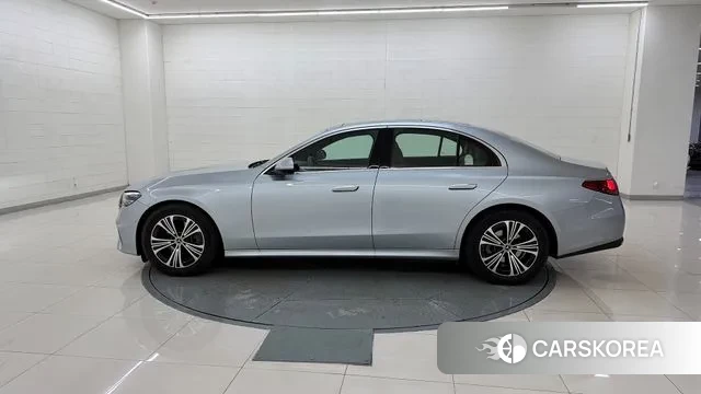 Mercedes-Benz E-Class W214 id 3523208 из Кореи 12