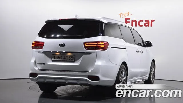 Kia The New Carnival id 2462880 из Кореи 12