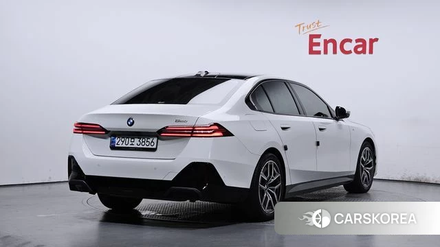 BMW 5 Series (G60) id 4533332 из Кореи 12