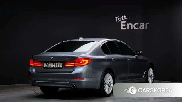 BMW 5 Series (G30) id 3583103 из Кореи 12