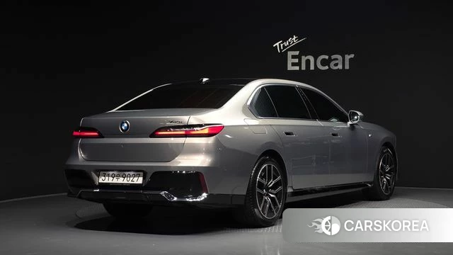 BMW 7 Series (G70) id 4665636 из Кореи 12