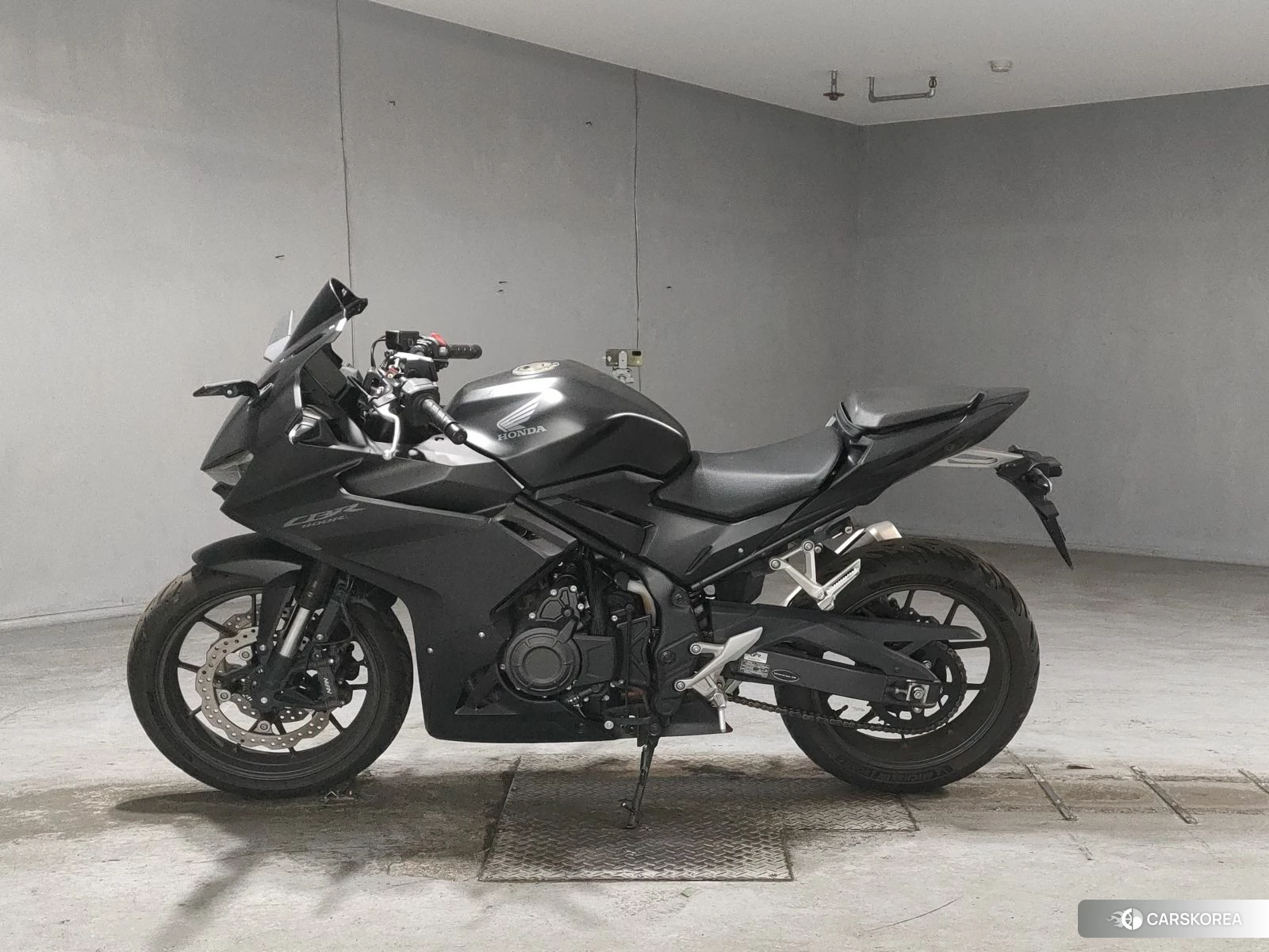 Проданный Honda CBR400R 2024 из Японии, фото 3