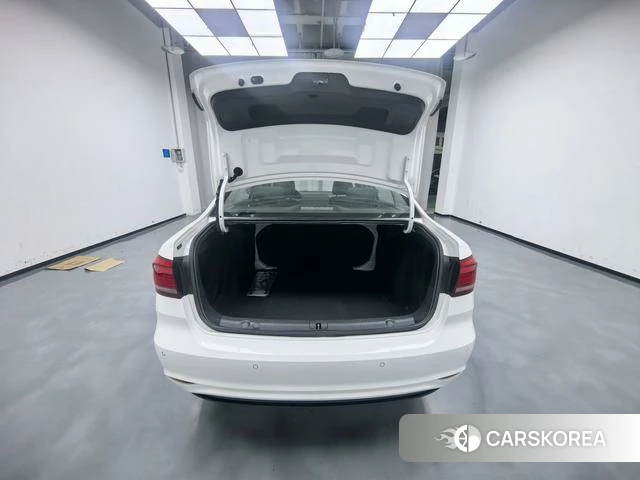 Volkswagen Lavida id 4259625 из Китая 7