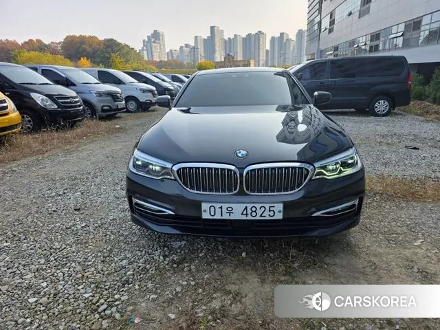 BMW 5 Series (G30) id 3371215 из Кореи 12