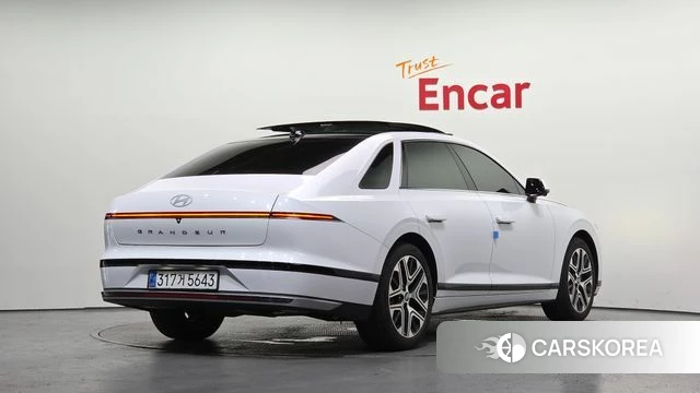 Hyundai Grandeur Hybrid (GN7) id 4617759 из Кореи 12