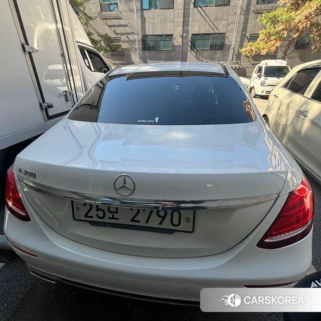 Mercedes-Benz E-Class W213 id 4295108 из Кореи 10