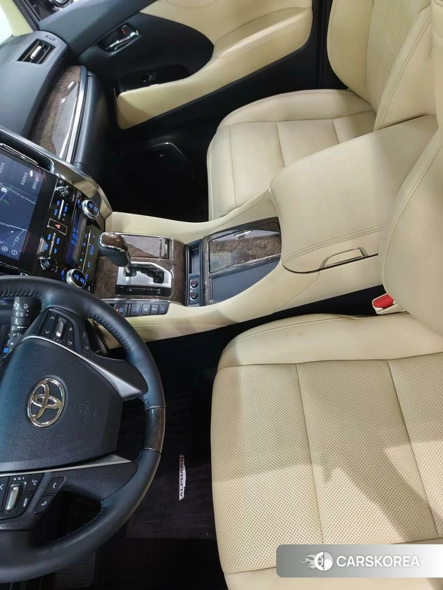 Toyota Elfa 2023 Черный из Китая, фото 4