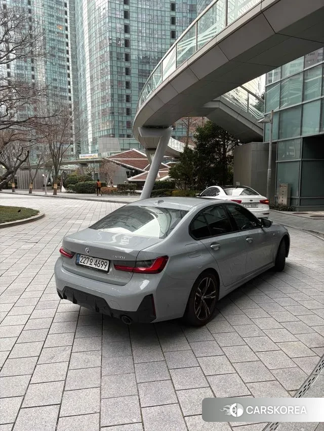 BMW 3 Series (G20) 2024 Небесно-голубой из Кореи, фото 2