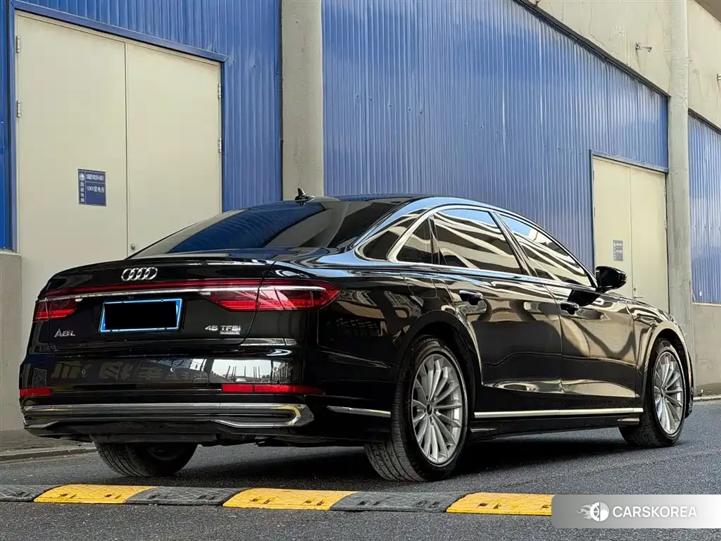 Audi A8 id 4607018 из Китая 8