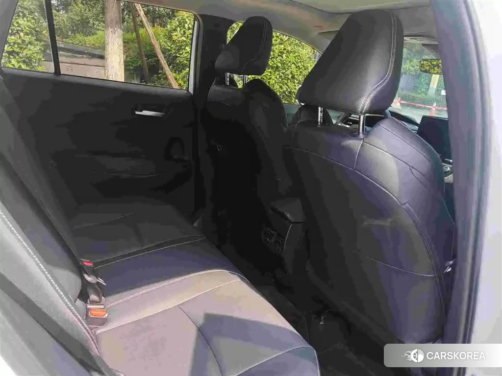 Toyota Frontlander 2023 Белый из Китая, фото 2