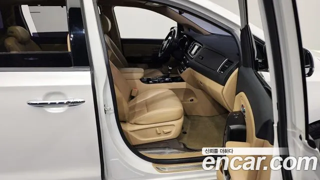 Kia The New Carnival id 2583957 из Кореи 12