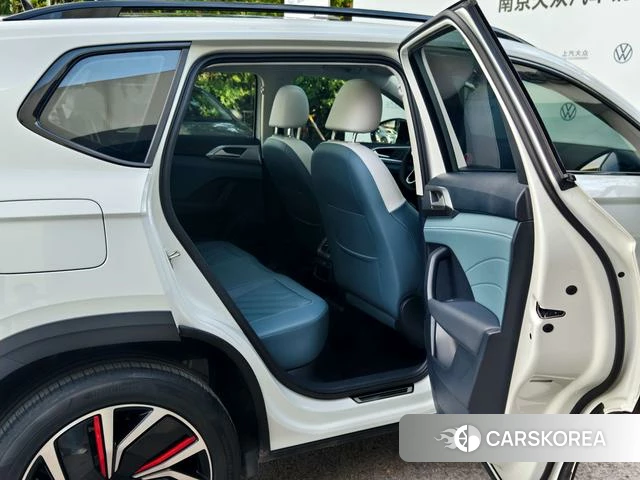 Volkswagen Tuyue 2024 Белый из Китая, фото 2