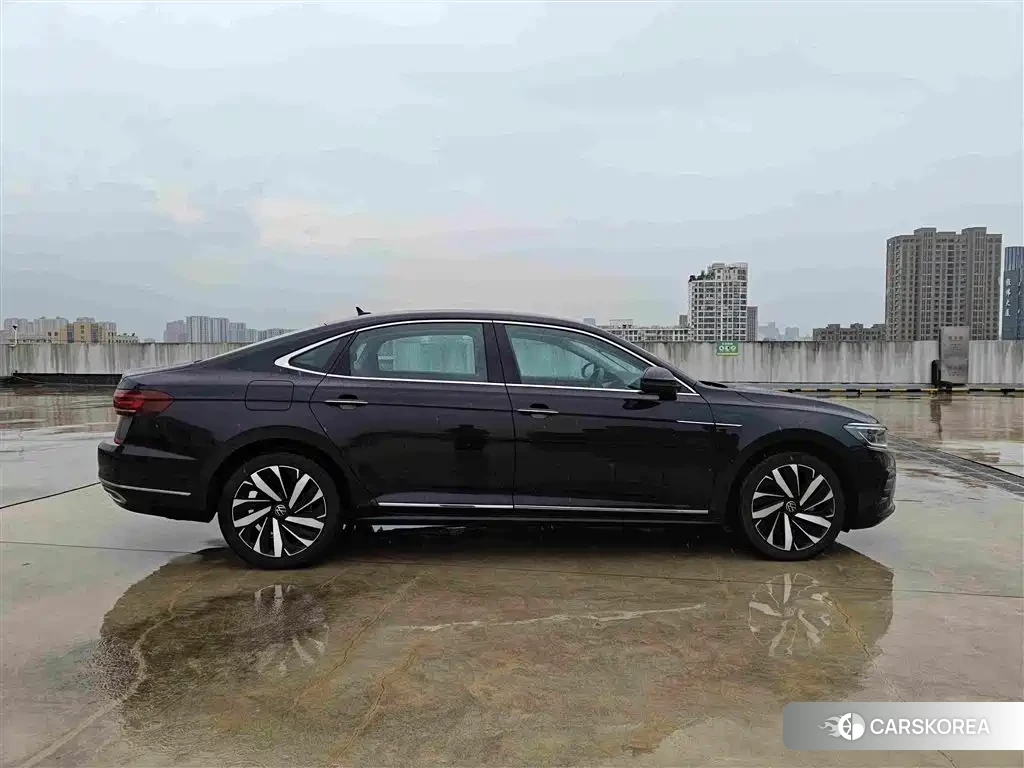 Volkswagen Passat id 4576678 из Китая 12