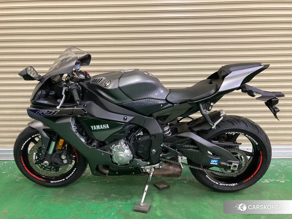 Проданный Yamaha YZF-R1S 2020 из Японии, фото 2