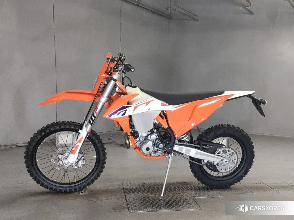 Проданный KTM 350EXC-F SIXDAYS 2023 из Японии, фото 2