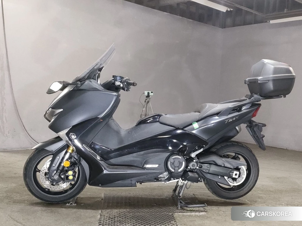 Проданный Yamaha T-MAX 530 DX id 4164090 из Японии