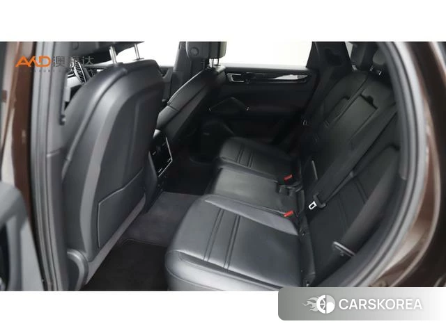 Porsche Cayenne Coupé 2021 Другой из Китая, фото 2