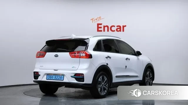 Kia Niro EV id 3713122 из Кореи 12