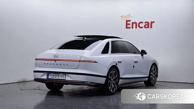 Hyundai Grandeur Hybrid (GN7) id 3477891 из Кореи 12