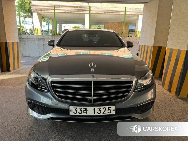 Mercedes-Benz E-Class W213 2018 Серый из Кореи, фото 2