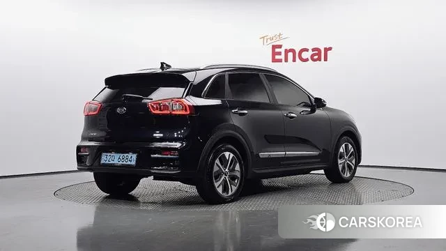 Kia Niro EV id 3484799 из Кореи 12