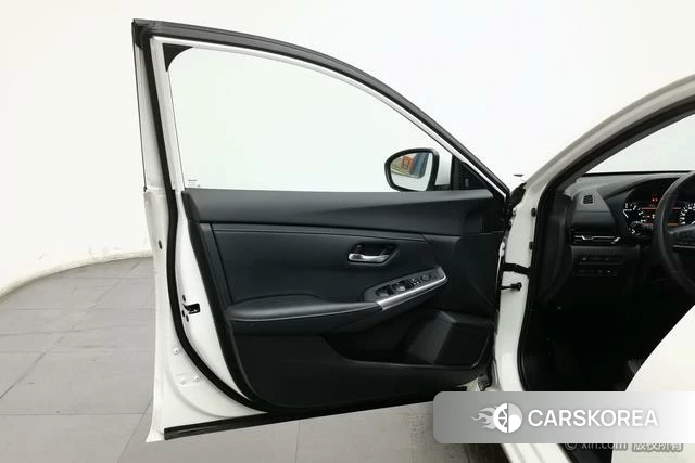 Nissan Xuan Yi id 4273138 из Китая 12