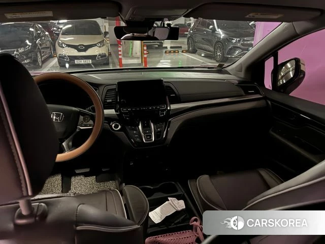 Honda Odyssey 2022 Белый из Кореи, фото 2