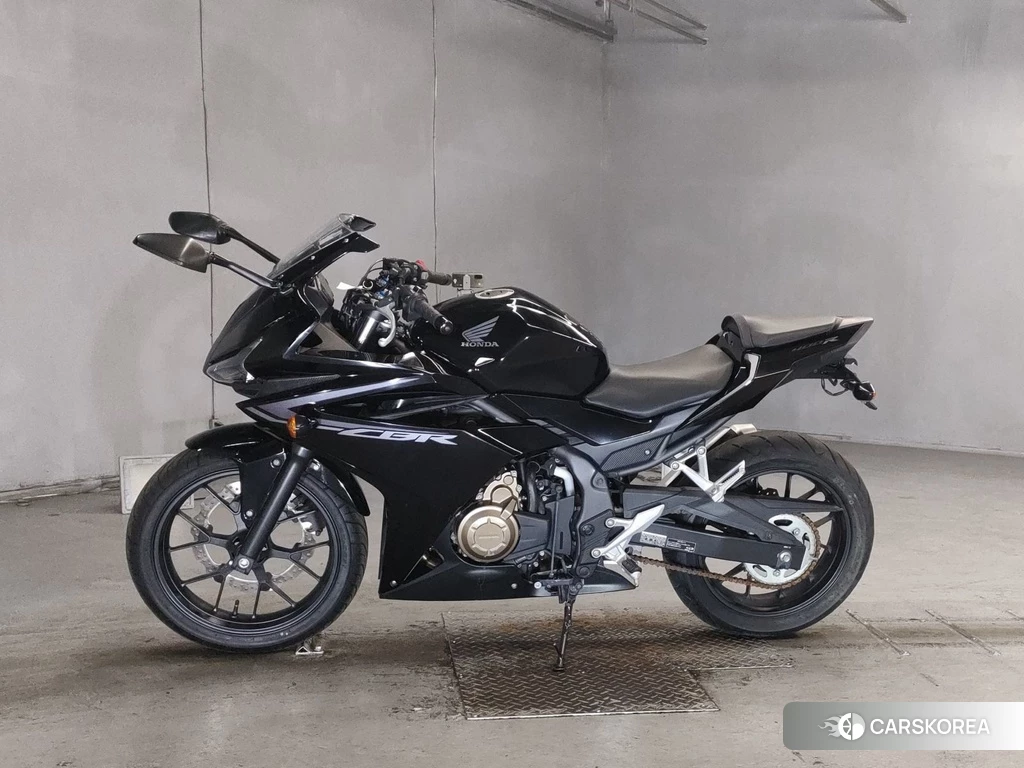 Проданный Honda CBR400R 2017 из Японии, фото 2
