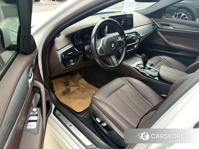 BMW 5 series 2021 Белый из Китая, фото 2
