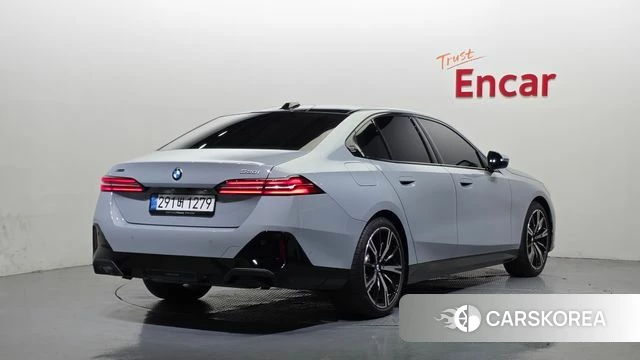BMW 5 Series (G60) id 4516015 из Кореи 12