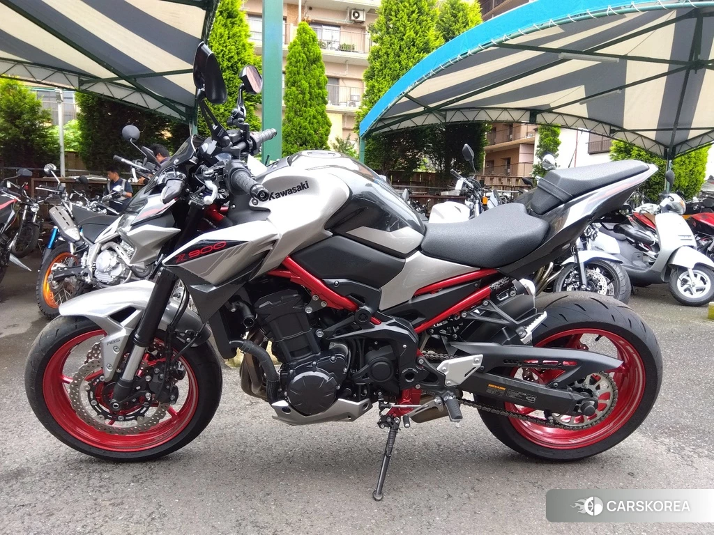 Проданный Kawasaki Z900 2023 из Японии
