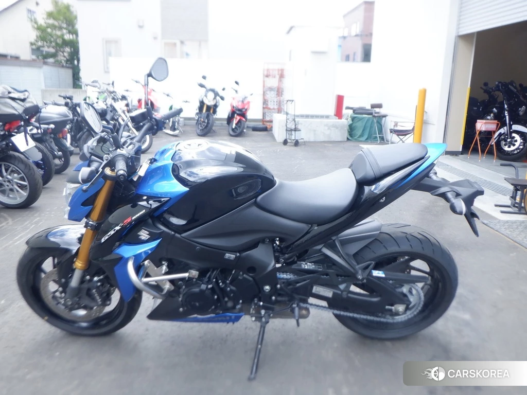 Проданный Suzuki GSX-S1000 2017 из Японии, фото 2