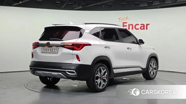 Kia Seltos id 4384131 из Кореи 12